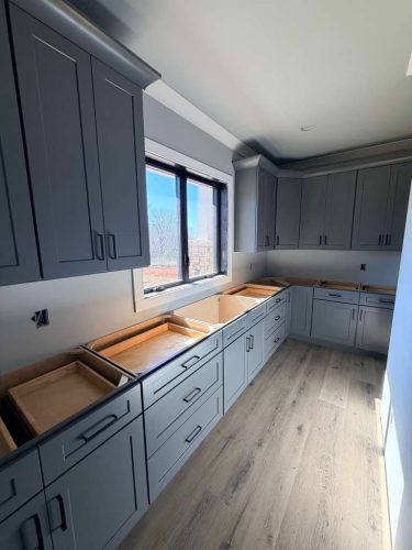 Amish-cabinetry-knoxville-tn-holmans-cabinets-3-2-2026-007