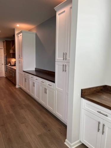 cabinet-makers-knoxville-tennessee-holmans-cabinets-9-1-2025-8
