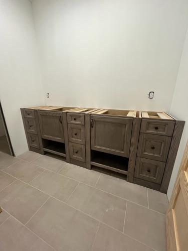 knoxville-custom-cabinets-holmans-cabinetry-6-9-2025-1